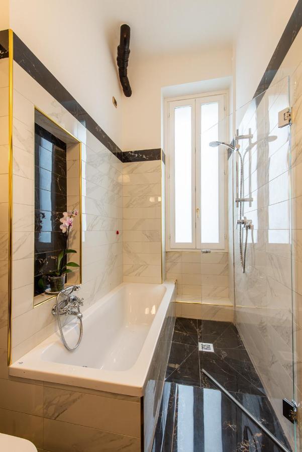 Elegante Casa Liberty Appartement Milaan Buitenkant foto