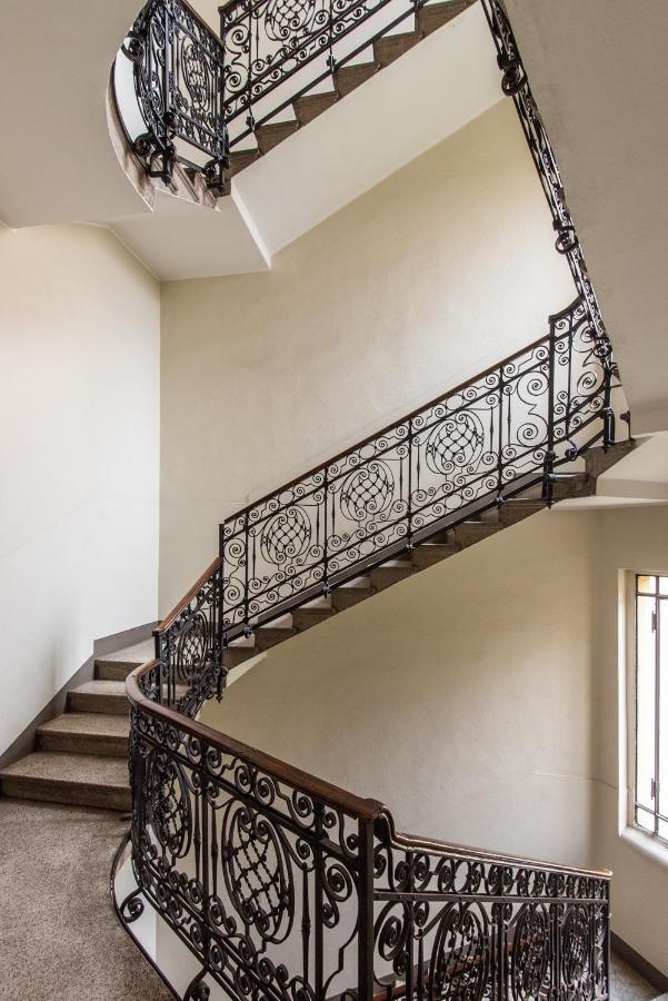 Elegante Casa Liberty Appartement Milaan Buitenkant foto