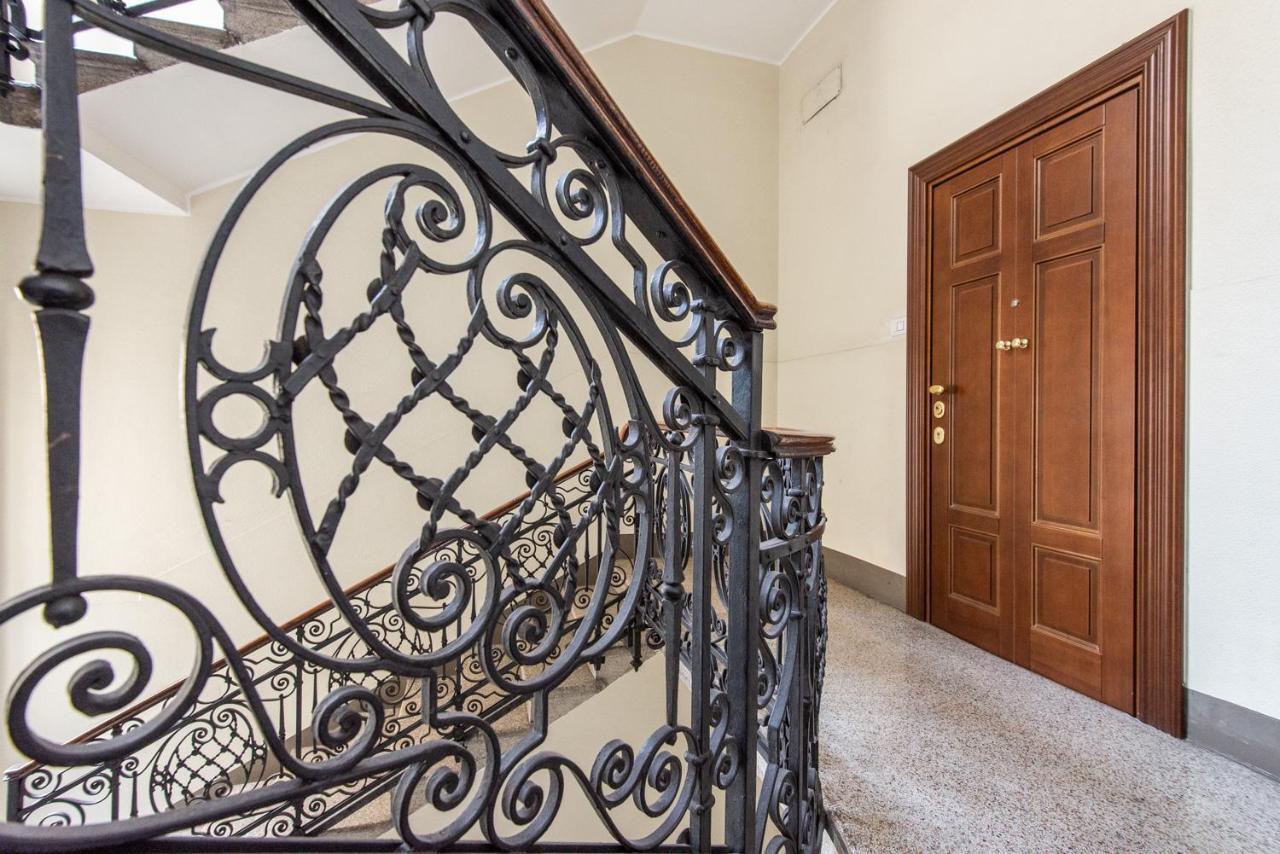 Elegante Casa Liberty Appartement Milaan Buitenkant foto